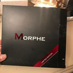 🌟 LIMITED EDITION MORPHE PALETTE